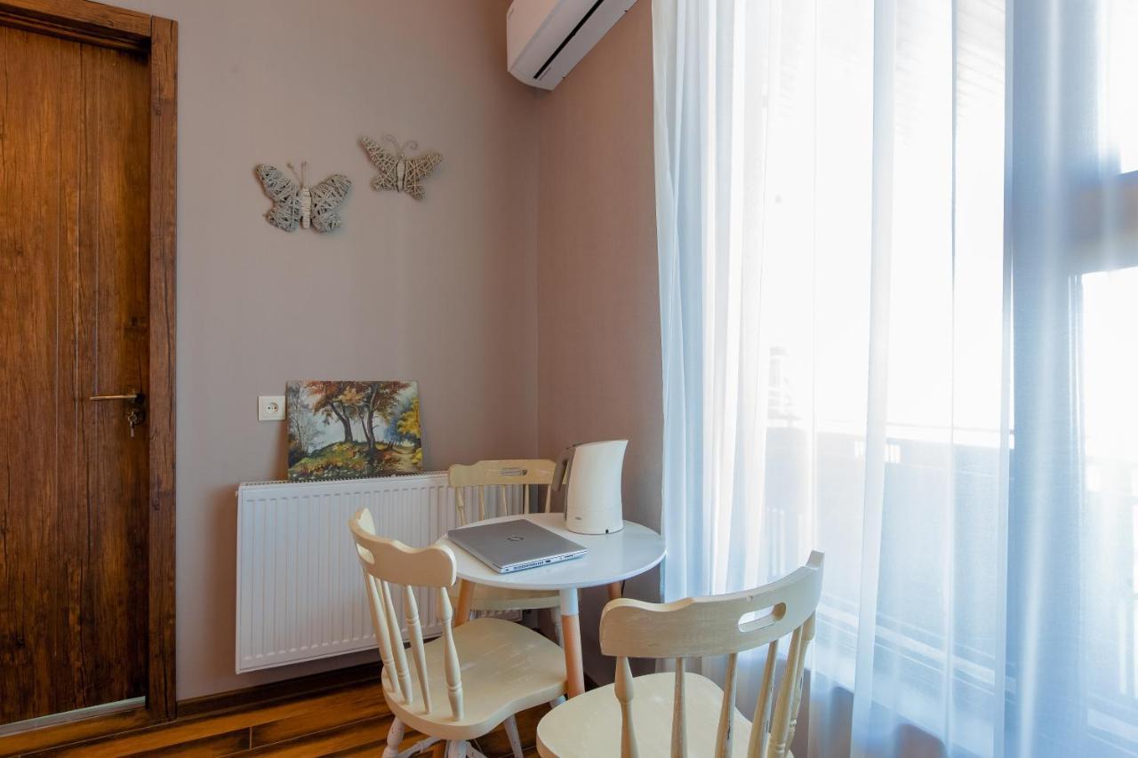 4 Rooms Sighnaghi Exterior photo