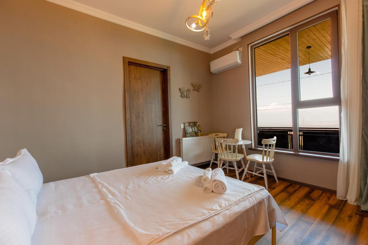 4 Rooms Sighnaghi Exterior photo